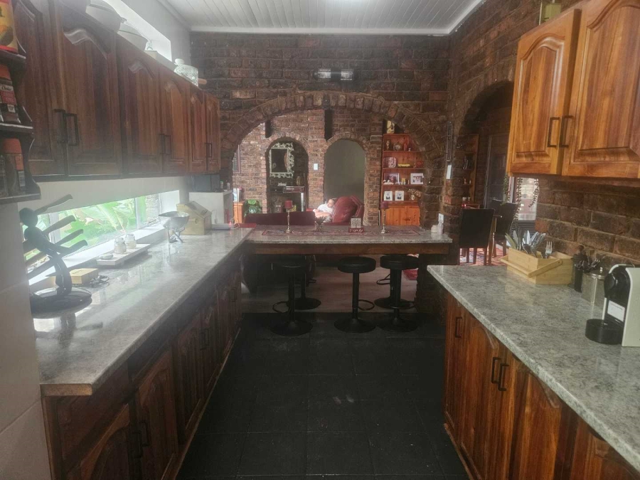 5 Bedroom Property for Sale in Royldene Northern Cape